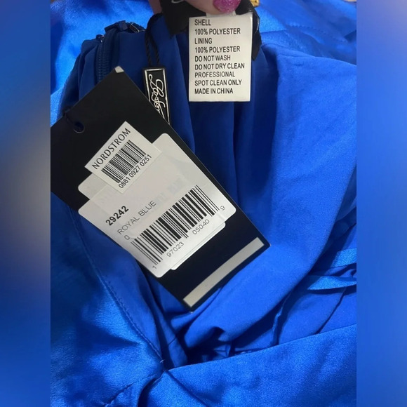 La Femme Corset-Back Simple Short Dress in Royal blue - Picture 3 of 5